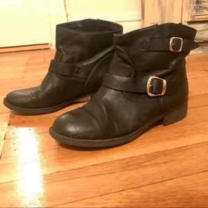 Report black booties